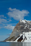 Peak and Clouds / Peak at the end of a ranges with clouds in Burgerbukta / Brepollen, Svalbard